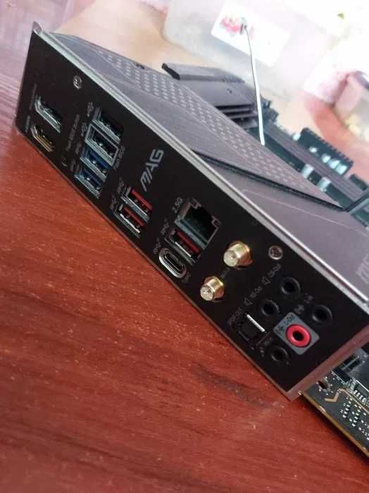 Плата MSI MAG Z690 Tomahawk