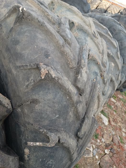 Opony 16.5/85-24 solideal ładowarka Jcb Manitou terex merlo cat