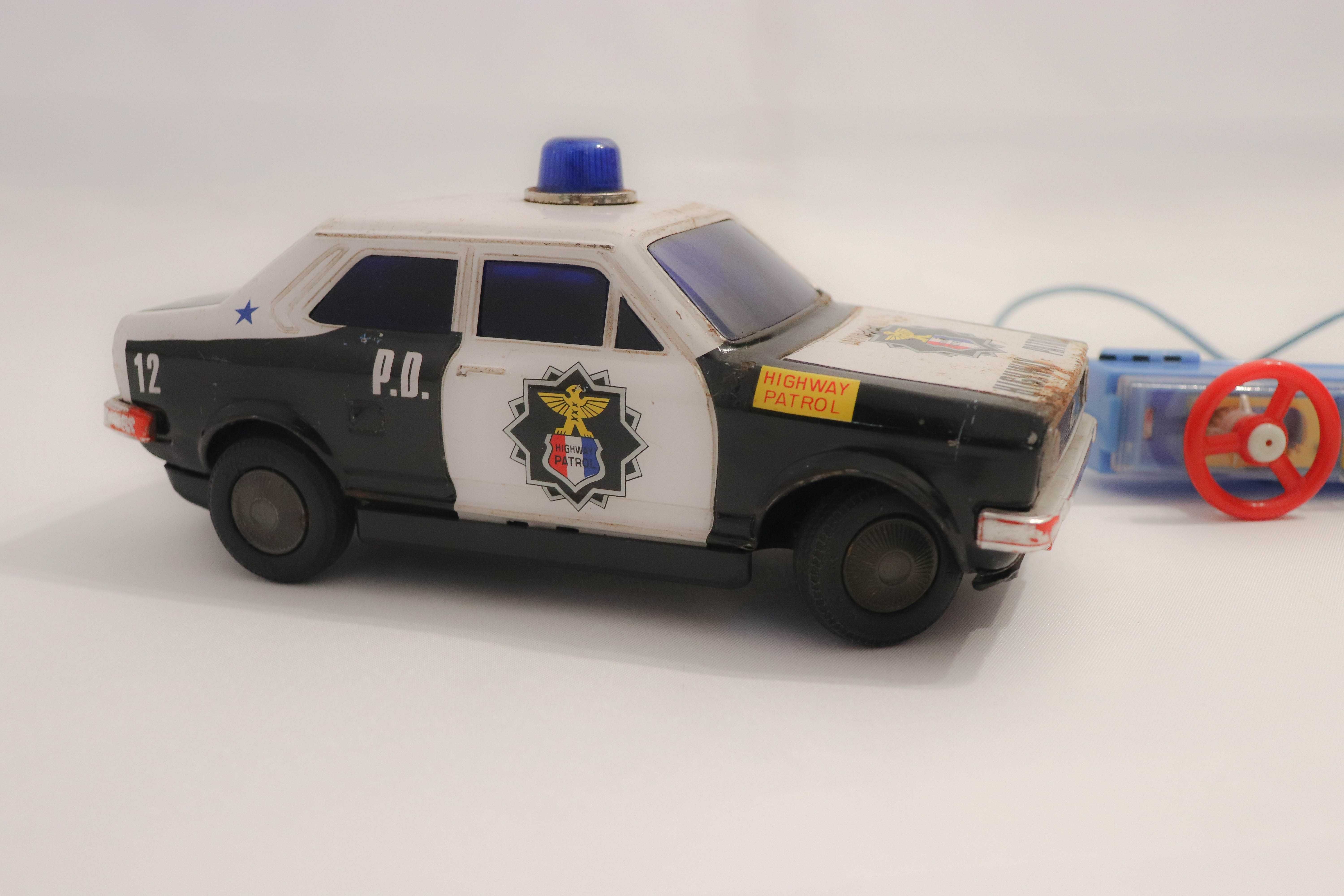 Brinquedo Anos 80 Volkswagen Berby Carro da Policia| Automobilia