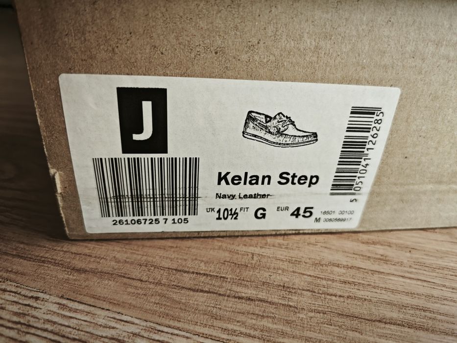 Sprzedam eleganckie mokasyny skórzane Clarks