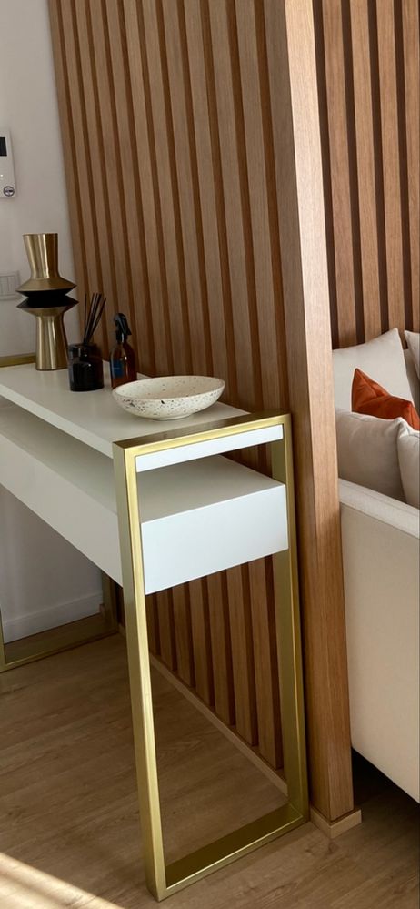 Consola Branco/Dourado