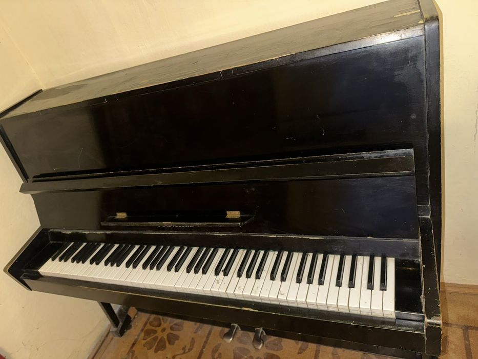 Фортепіано Україна