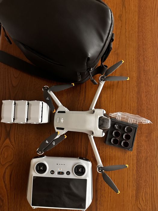 DJI Mini 3 Pro Fly More Combo