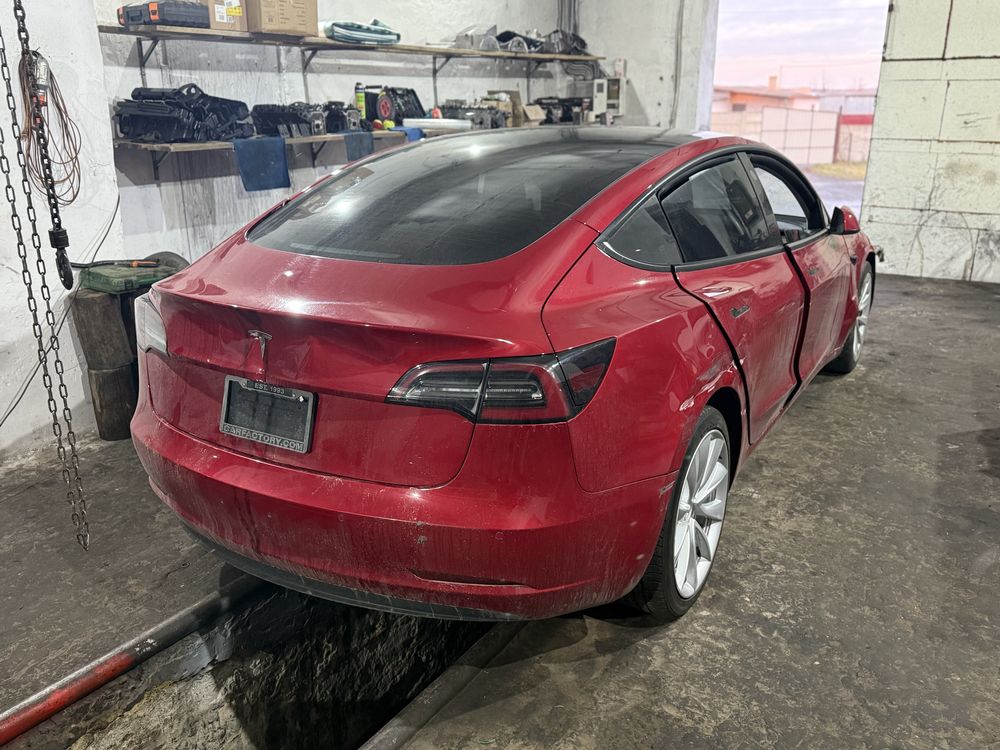 Розборка Tesla model 3 M3 по запчастинах  PBSB LRDM, PPMR