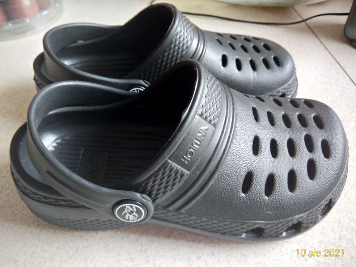 Nowe klapki typu crocs r. 27