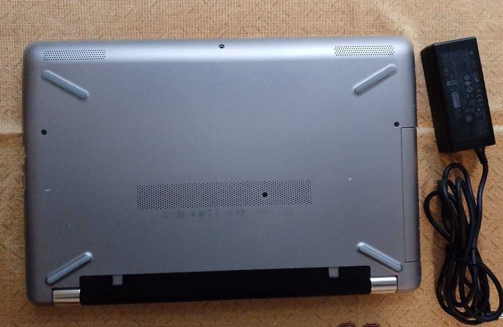 Ноутбук HP 3168ngw/Intel Core i3-7020U / 8 GB DDR4 / 240 GB SSD/