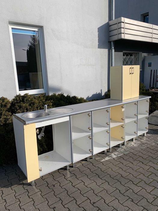 Meble kuchenne - używane - stan bardzo dobry - szer. 285cm