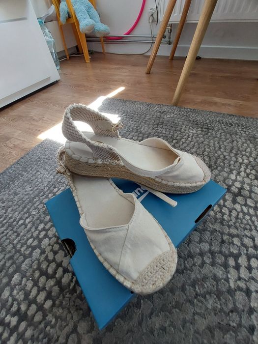 Buty espadryle r. 34