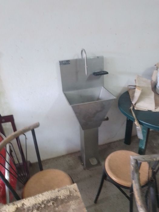 Pia em inox lava mãos