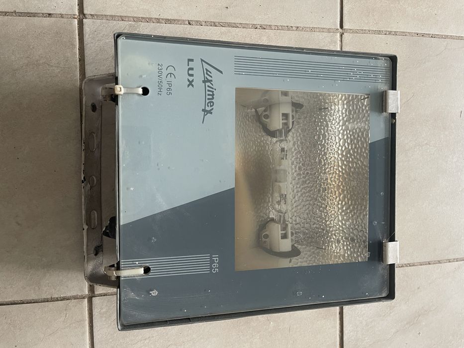 Metalohalogen stan bdb