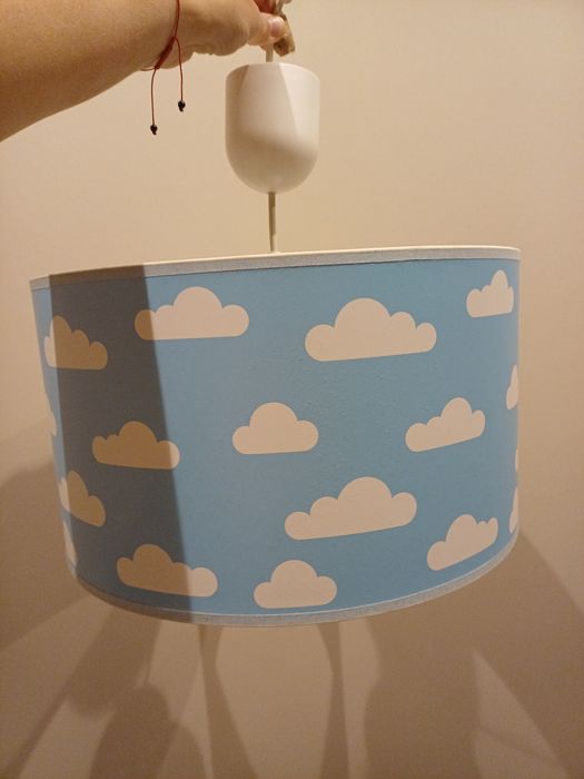 Lampa do pokoju dziecięcego