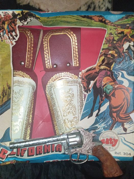 Brinquedo arma só tem uma