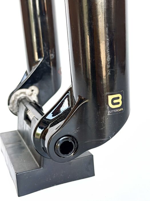 Amortyzator Rock Shox Pike Ultimate 29'' Charger 3RC2 ButterCups (520)