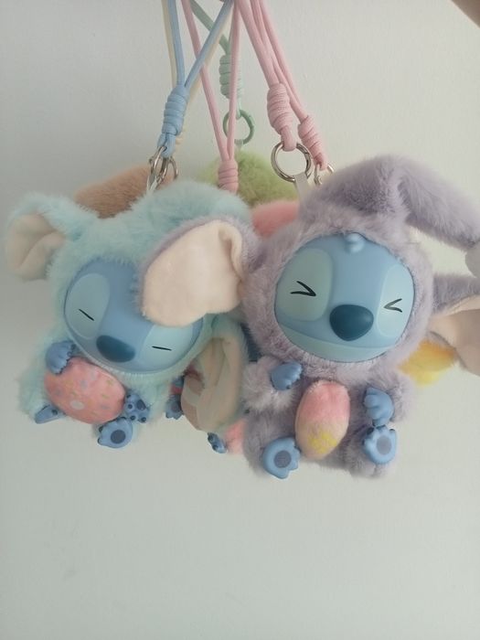 Стіч - брелок Лабубу