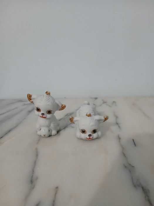 Cães em Porcelana