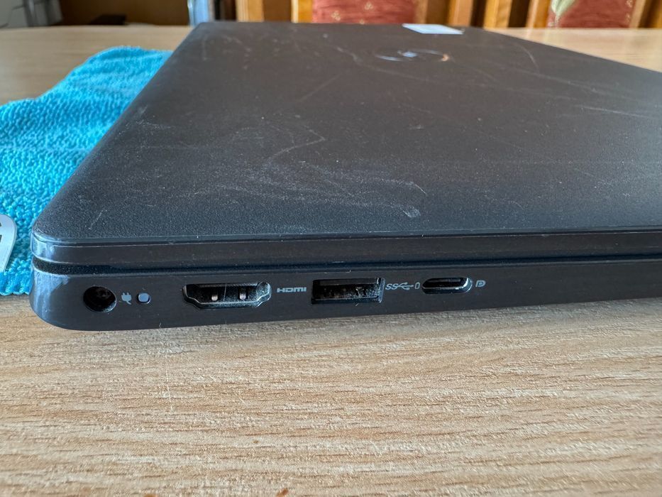 Dell Latitude 3520 i5 1135G7 32/512