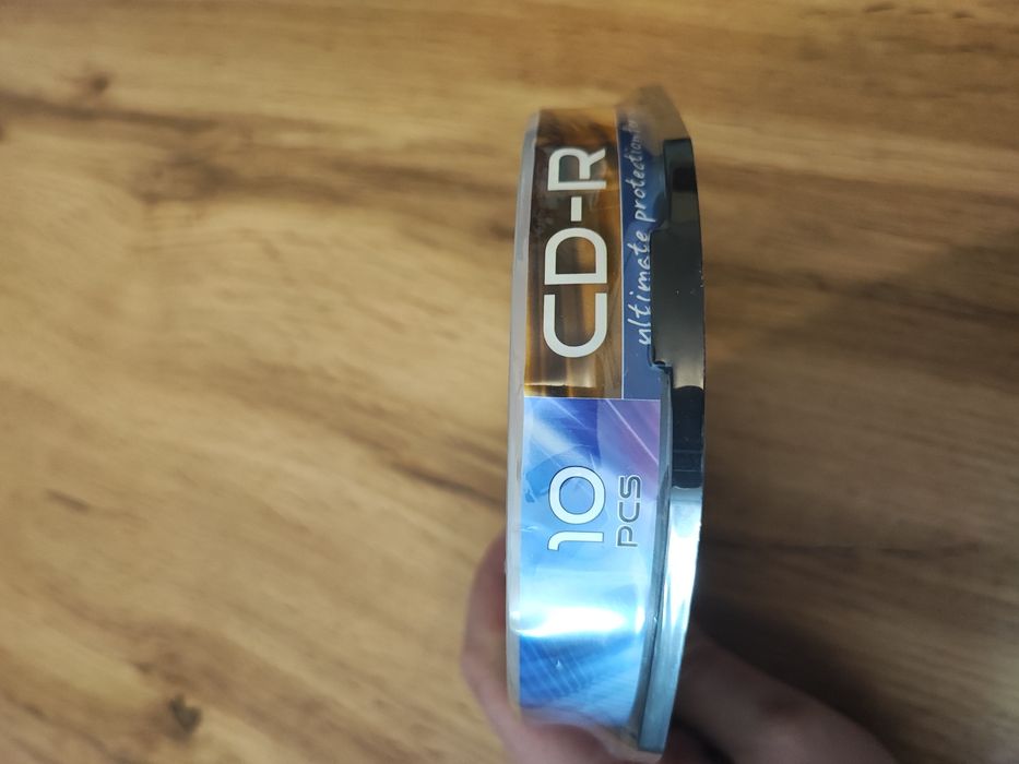 12 czystych płyt CD-R