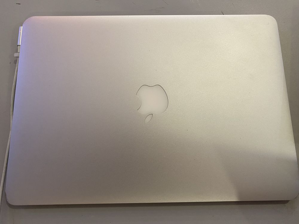 Mackbook air 2011 256gb