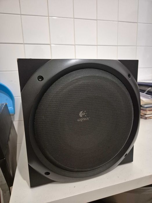 Logitech Z5500 Coluna Graves e amp