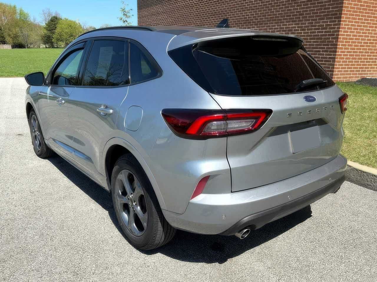 2023 Ford Escape ST-Line FWD