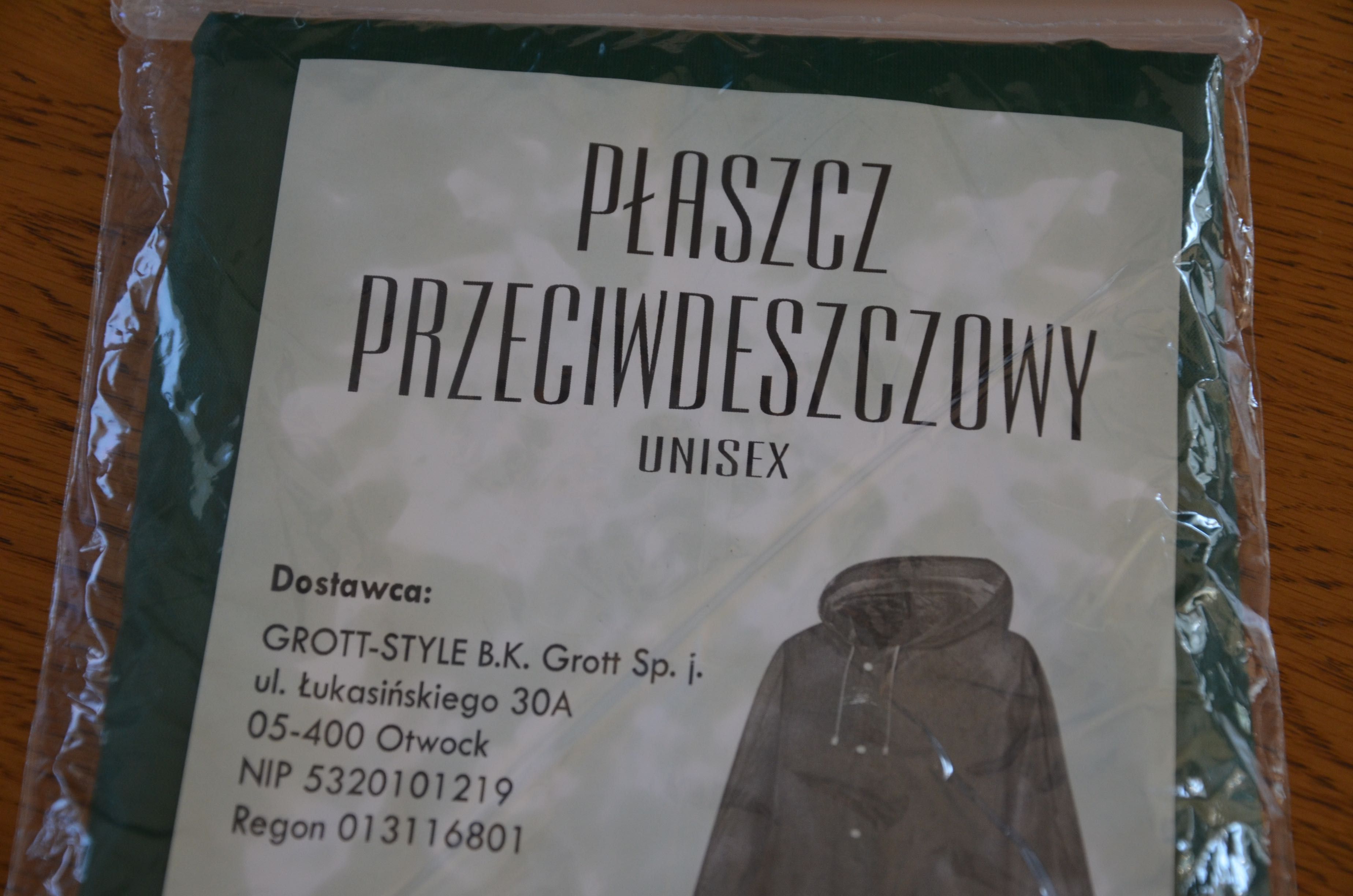 płaszcz przeciwdeszczowy nowy