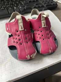 Buty sandałki Nike dla dziecka roz. 23.5