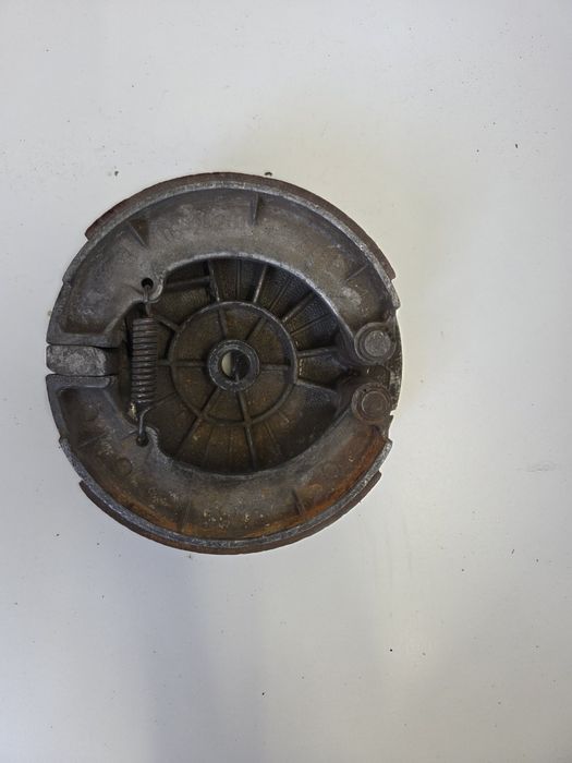 Bęben hamulcowy/szczękotrzymacz MZ TS 150 DDR