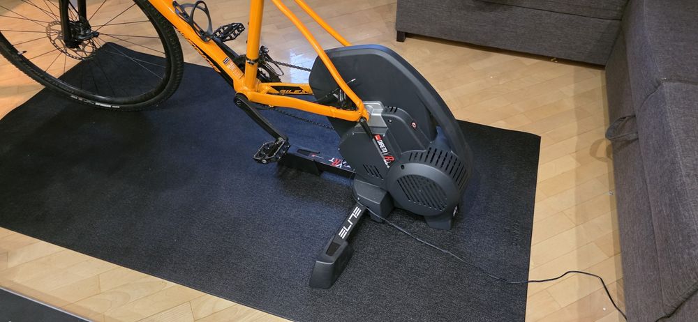 Interaktywny trenażer rowerowy ELITE DIRETO XR-T POMIAR MOCY ANT+ ZWI