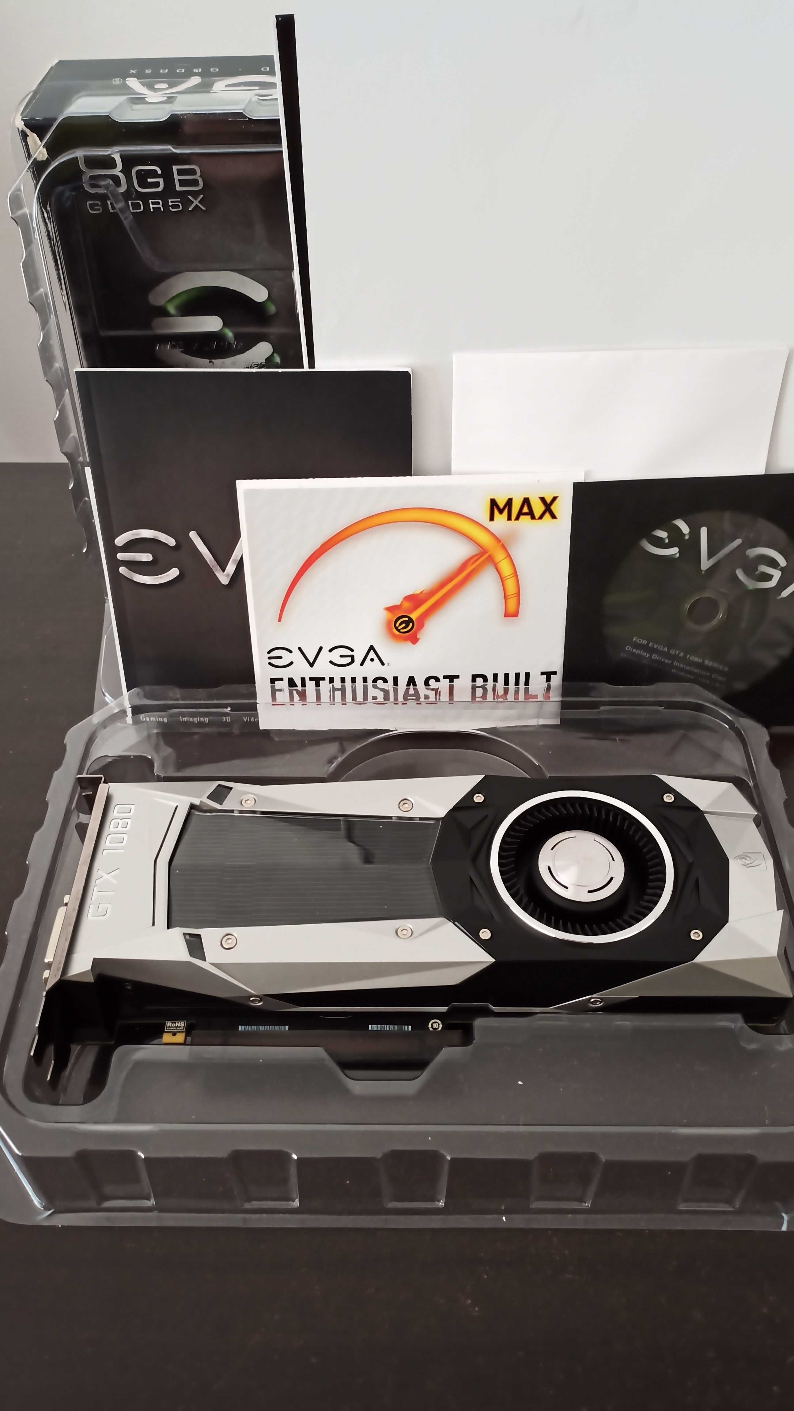 Placa gráfica EVGA GTX 1080 Founders Edition 8GB