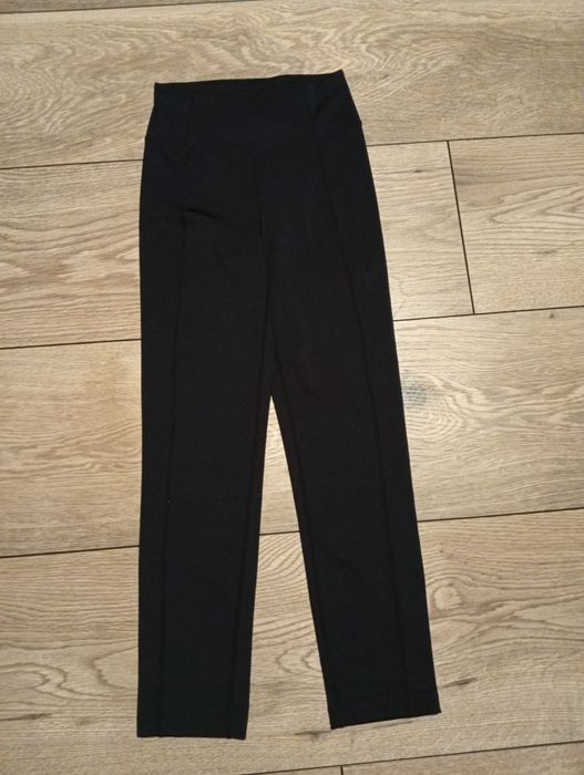 Damskie legginsy treningowe z 4F