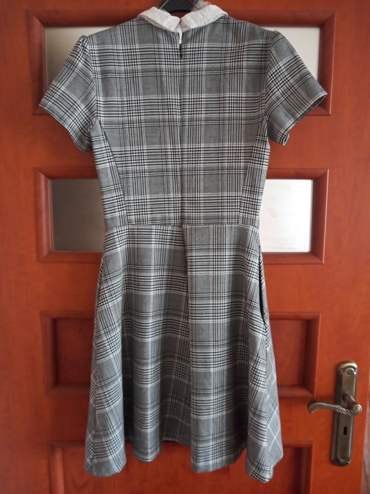 Reserved- sukienka w kratkę