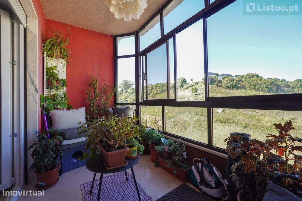 Apartamento T2 em Agualva-Cacém