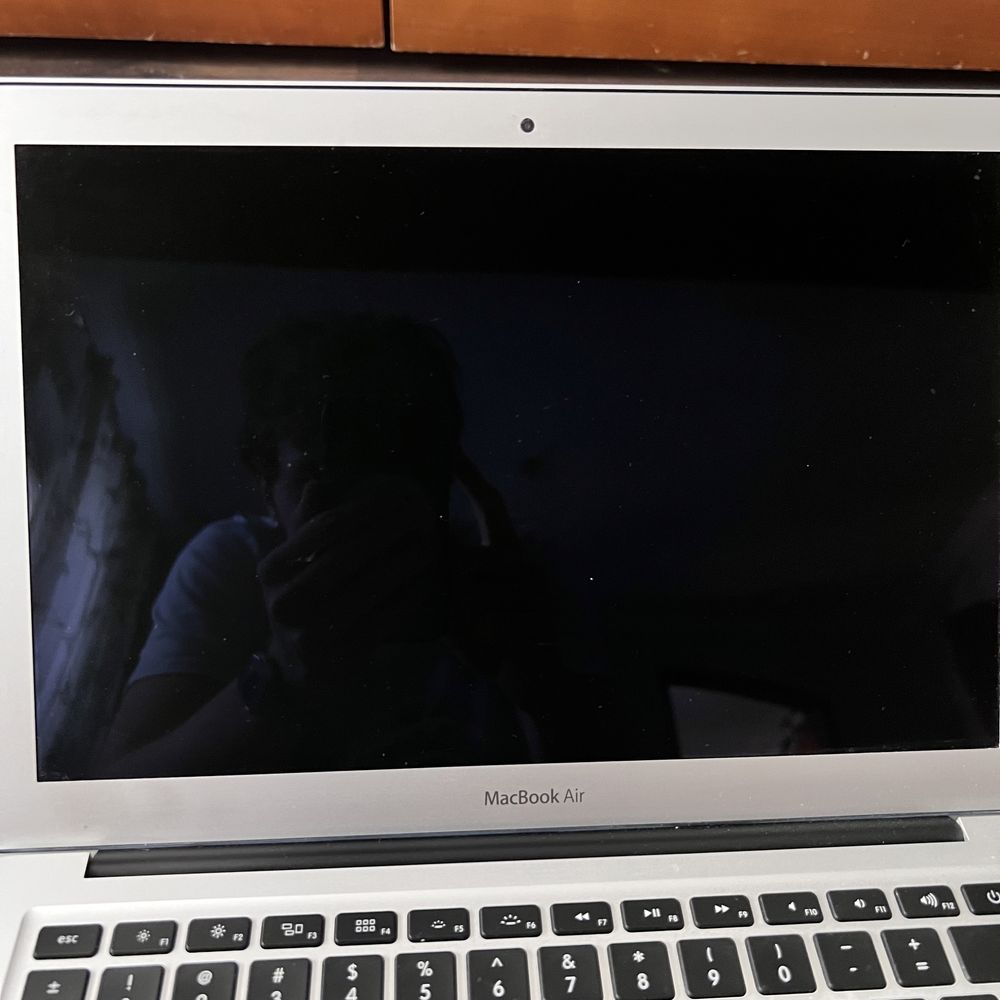 Apple Macbook Air 13” 8gb 256gb