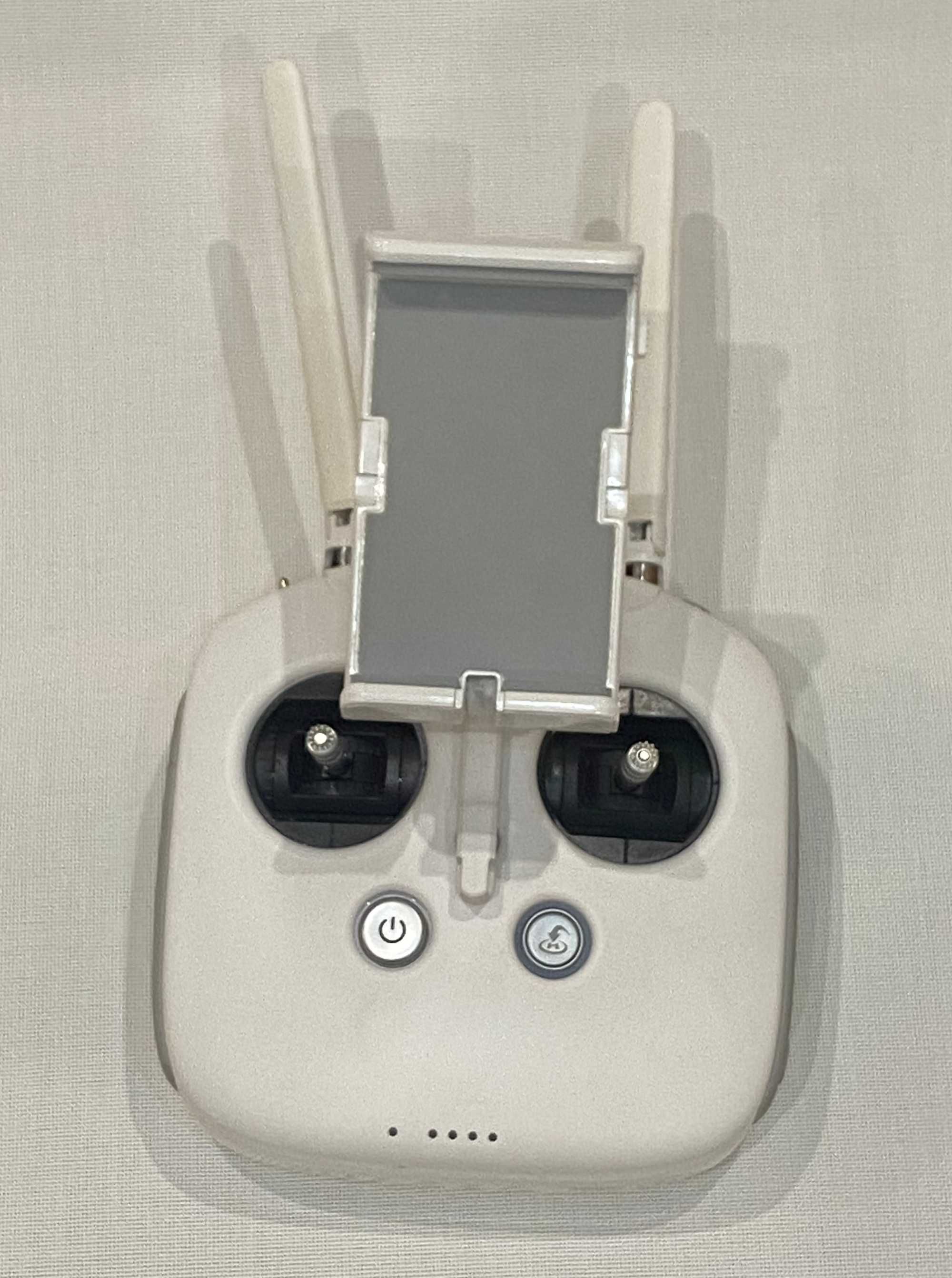 Vendo baratinho  Drone Phantom 3 Professional, estado como novo