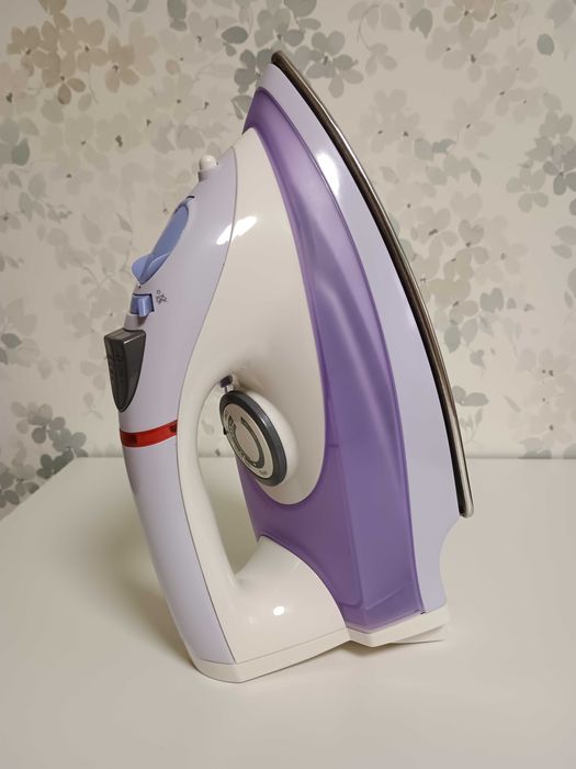 Бездротова парова праска Premier