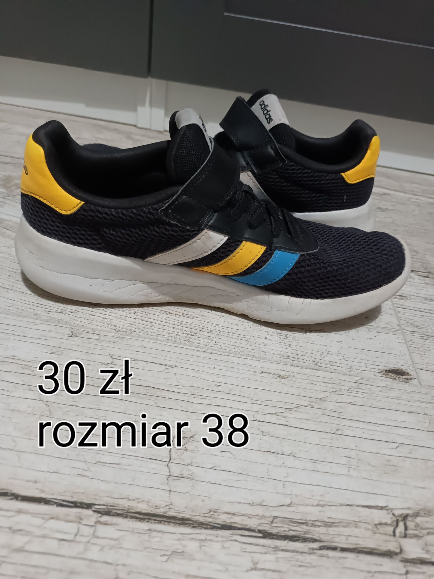 Adidasy chłopięce
