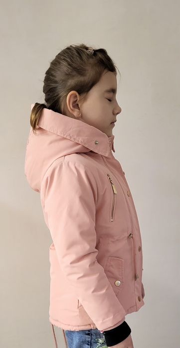 Зимова куртка дуже тепла