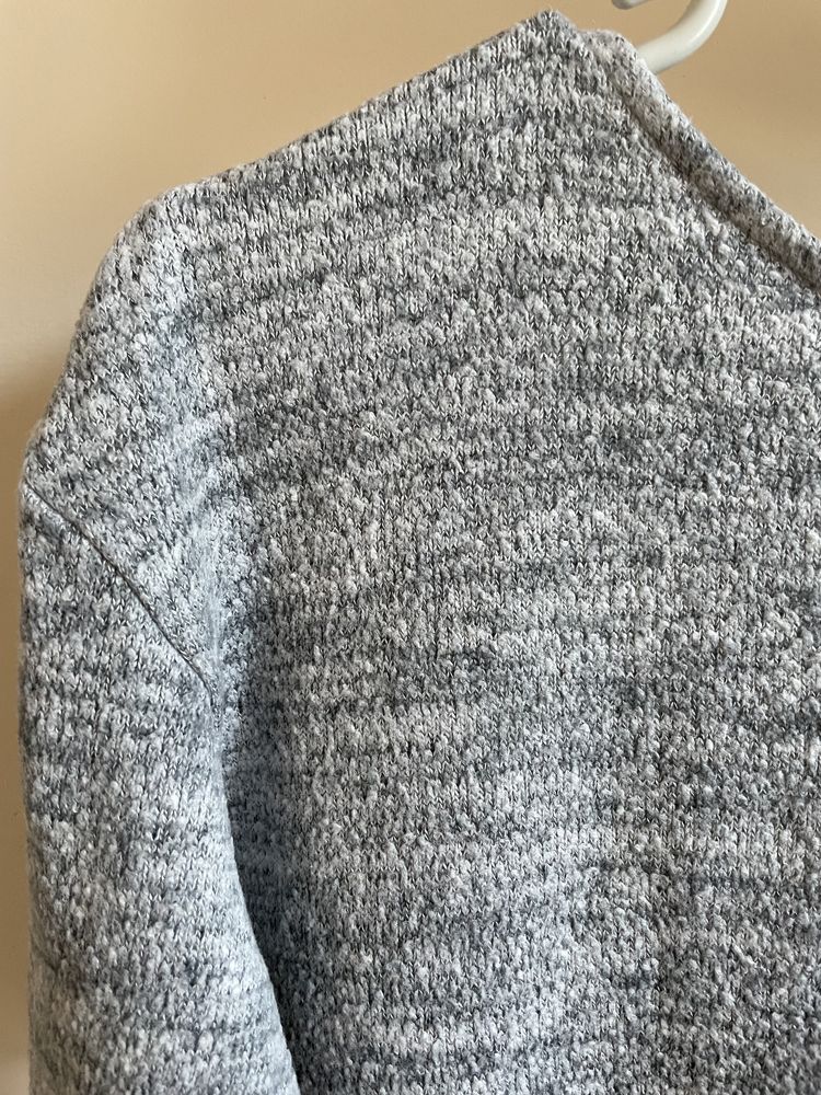 Klasyczny szary cienki sweterek bluzka na długi rękaw