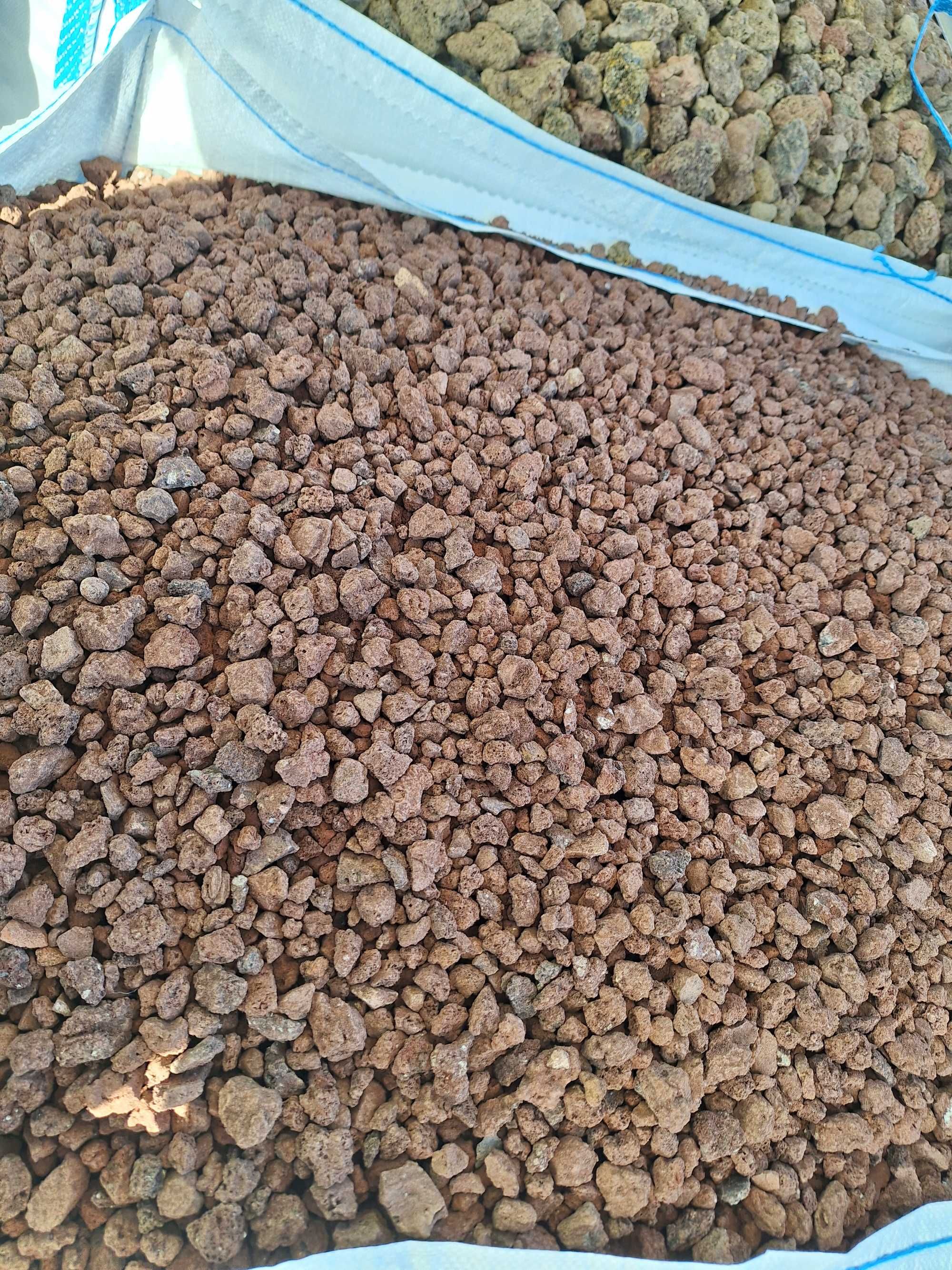 Pedra Vulcânica Para Jardim