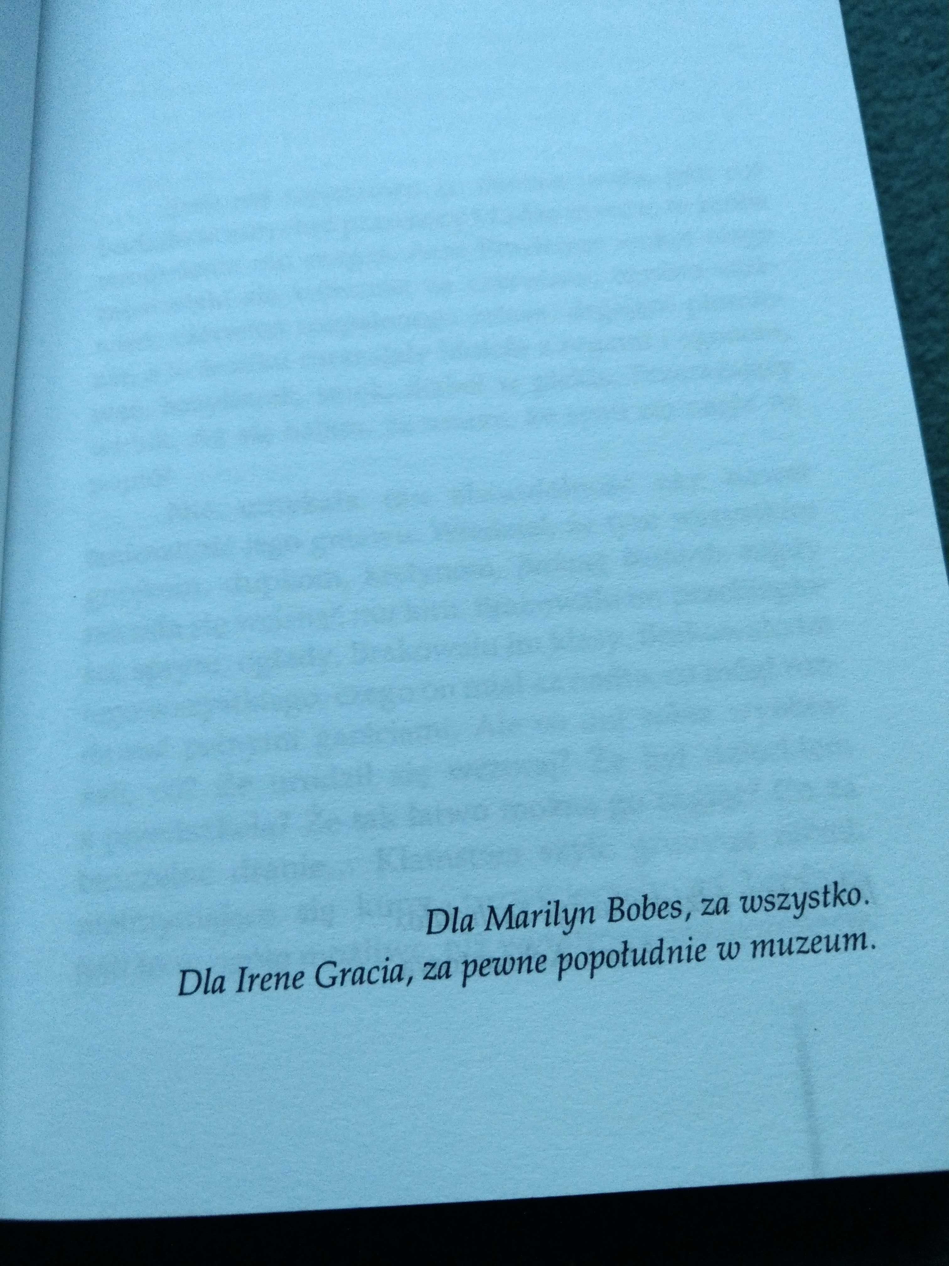 "Sto butelek na ścianie" Ena Lucia Portela