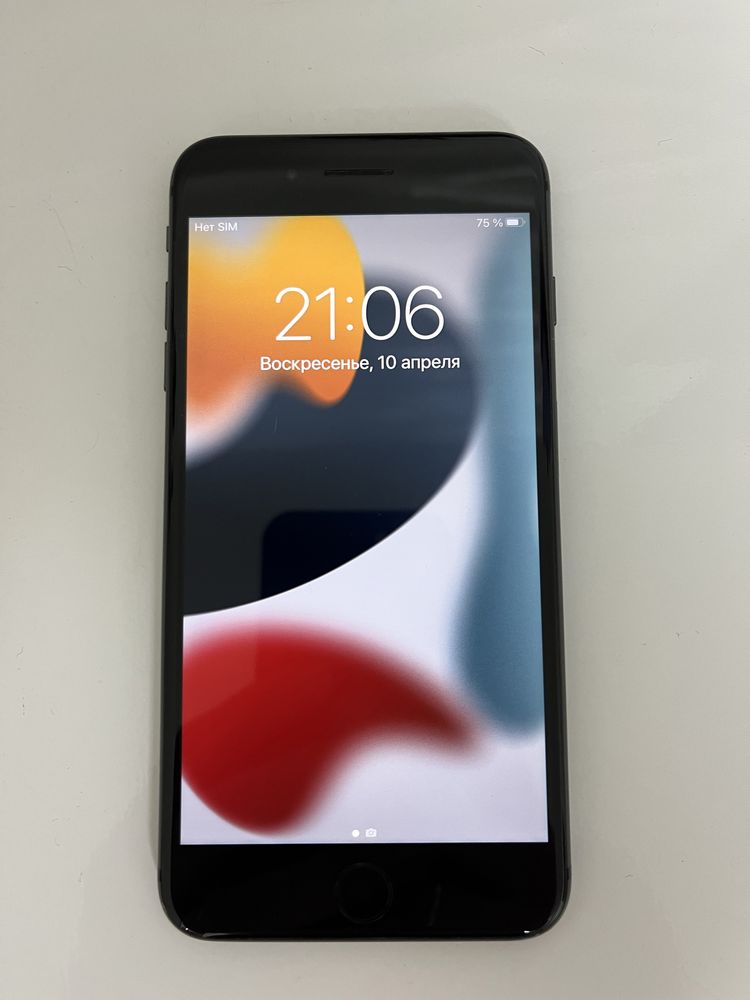 Iphone 8+ 128 Space Gray neverlok