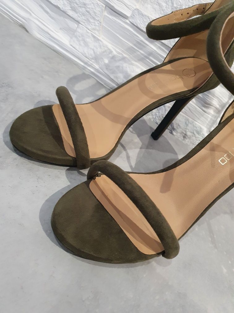 Sandały boohoo rozmiar 40, nowe