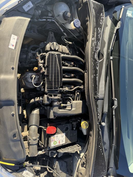 Peugeot 208 50mil KM reais