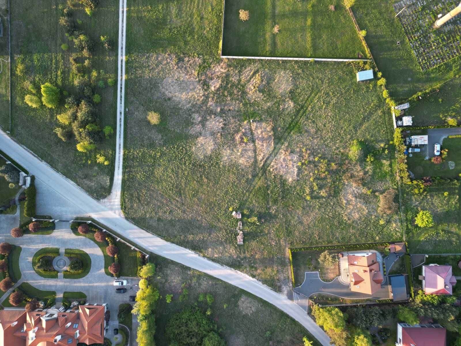 Działka 1100m2, ul. Leśna, Piekoszów