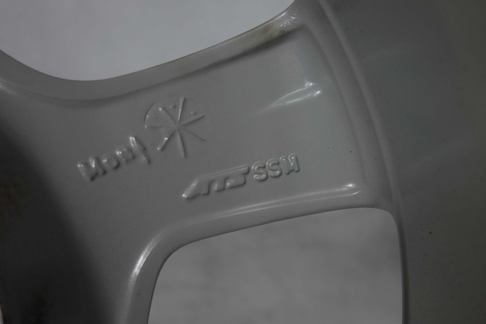 Alufelgi 16" 5x112 Audi A3 A4 A6 Seat Vw Skoda Srebrne 835