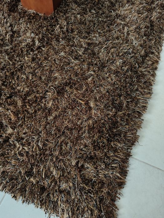NEGOCIÁVEL. O preço é das 2 Carpetes grandes.Mas vendem-se separadas