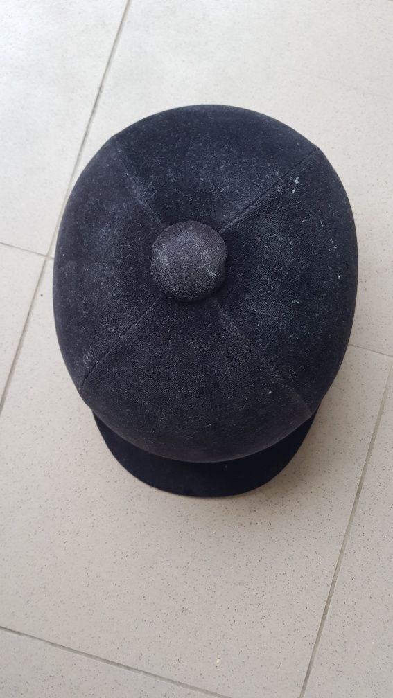 Kask jeździecki Fouganza 140 57cm