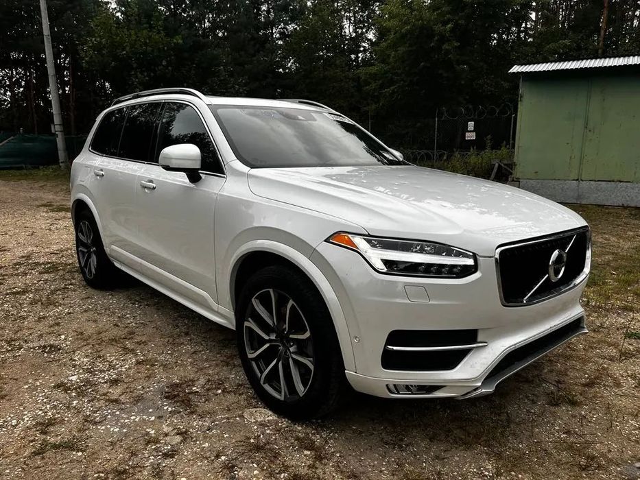 Volvo XC 90 Volvo XC 90 T6 AWD Momentum 7os