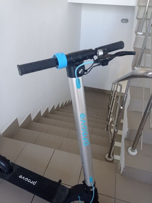 Електросамокат proove