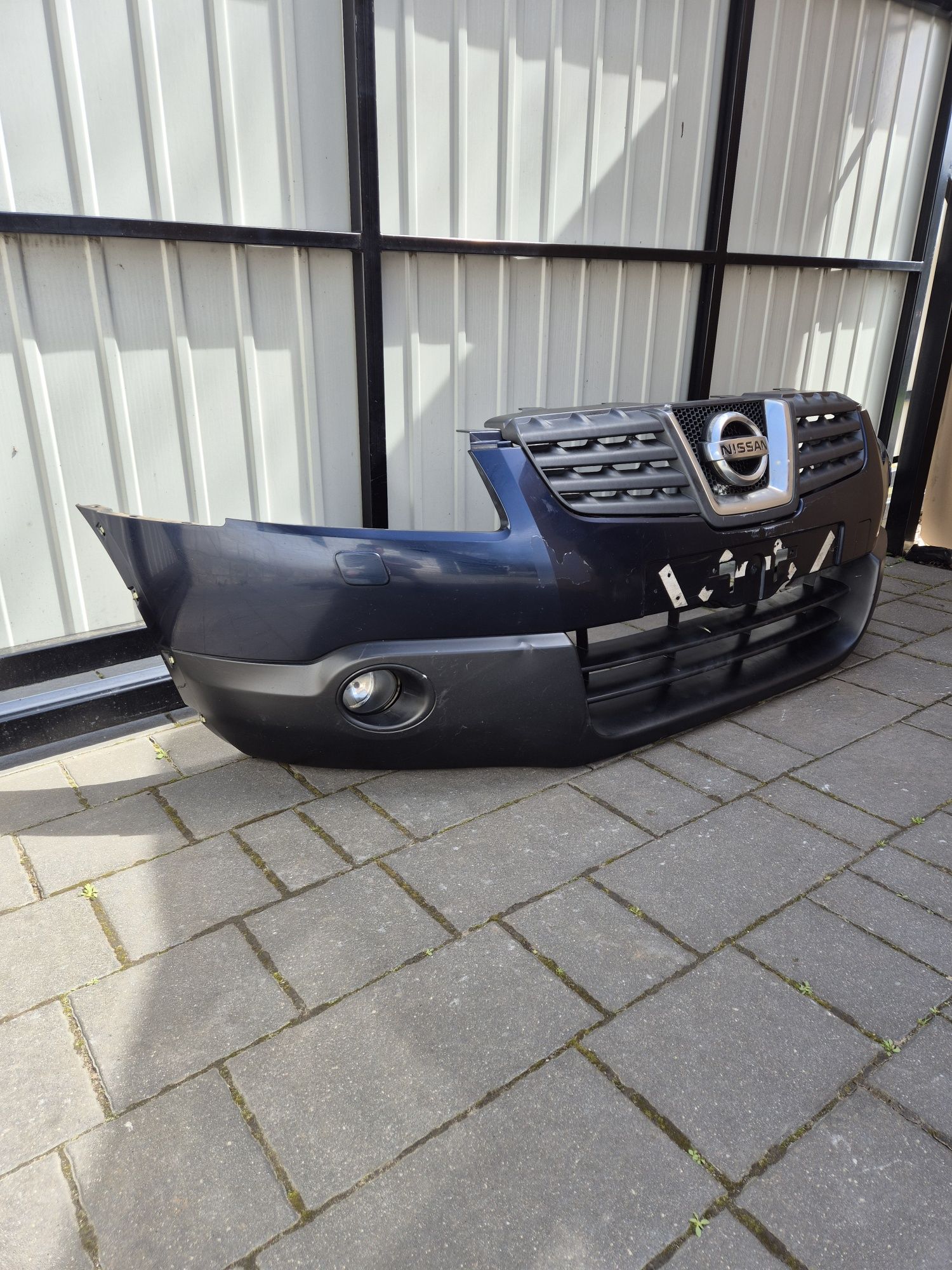 Zderzak przód przedni nissan qashqai j10 rok 2008 kod lak BW9 spryski
